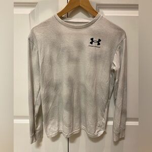 UNDER ARMOUR - BOYS LOGO LC AOP LONG SLEEVE SWEATER SIZE YLG GREY/WHITE